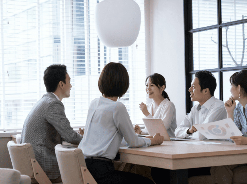 施工管理スタッフ募集:未経験歓迎・現場で学べる環境—elf design Recruit 建設プロジェクトに関わる施工管理職の募集—elf designの採用情報ビジュアル